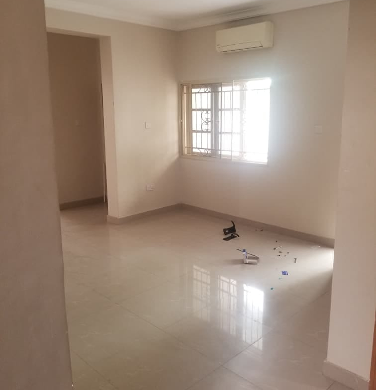 4-Bedroom Detached House with Mini Flat BQ